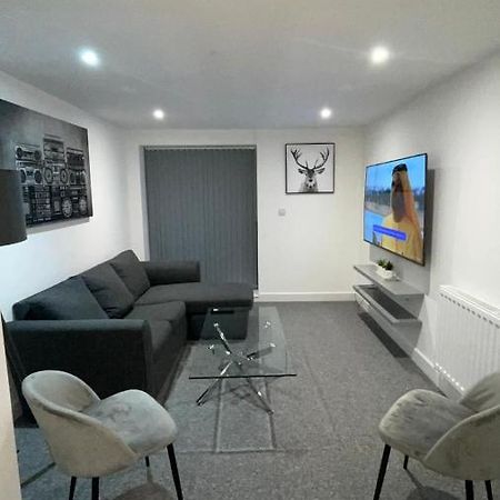 2 Bed Room Luxury Apartment In Old Kent Road London Exterior photo