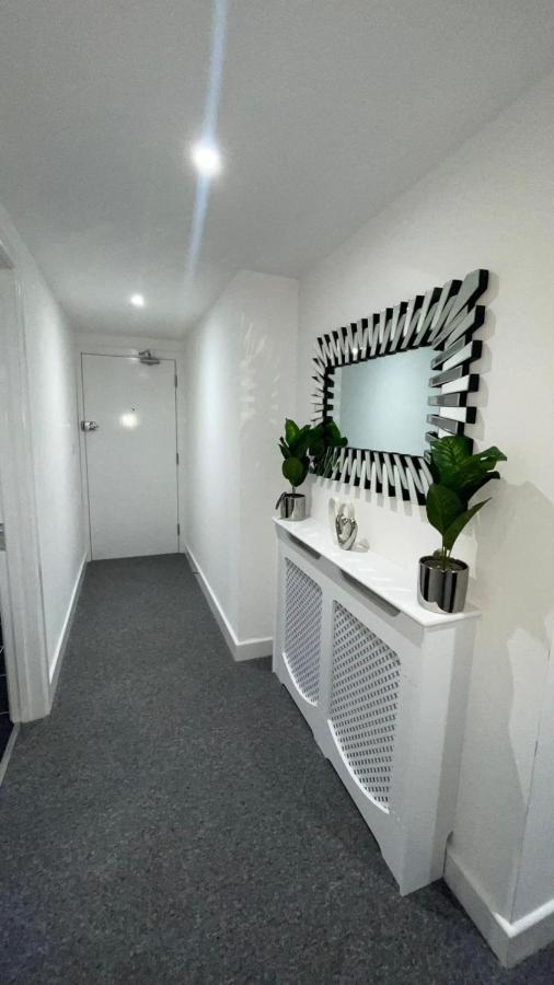 2 Bed Room Luxury Apartment In Old Kent Road London Exterior photo