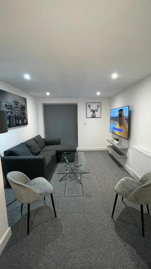 2 Bed Room Luxury Apartment In Old Kent Road London Exterior photo